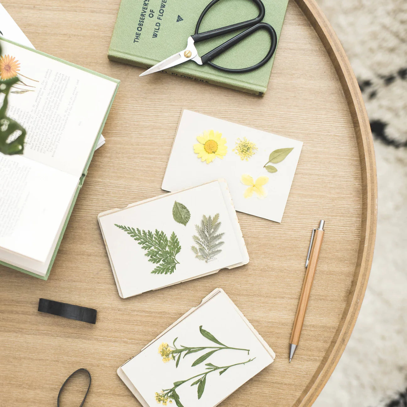 Pocket flower press - Daisy design